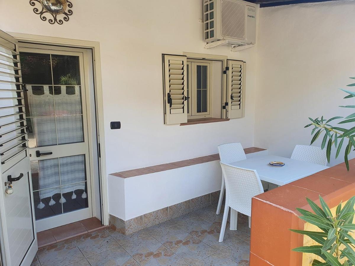 Residence Villa Felice 兰佩杜萨 外观 照片