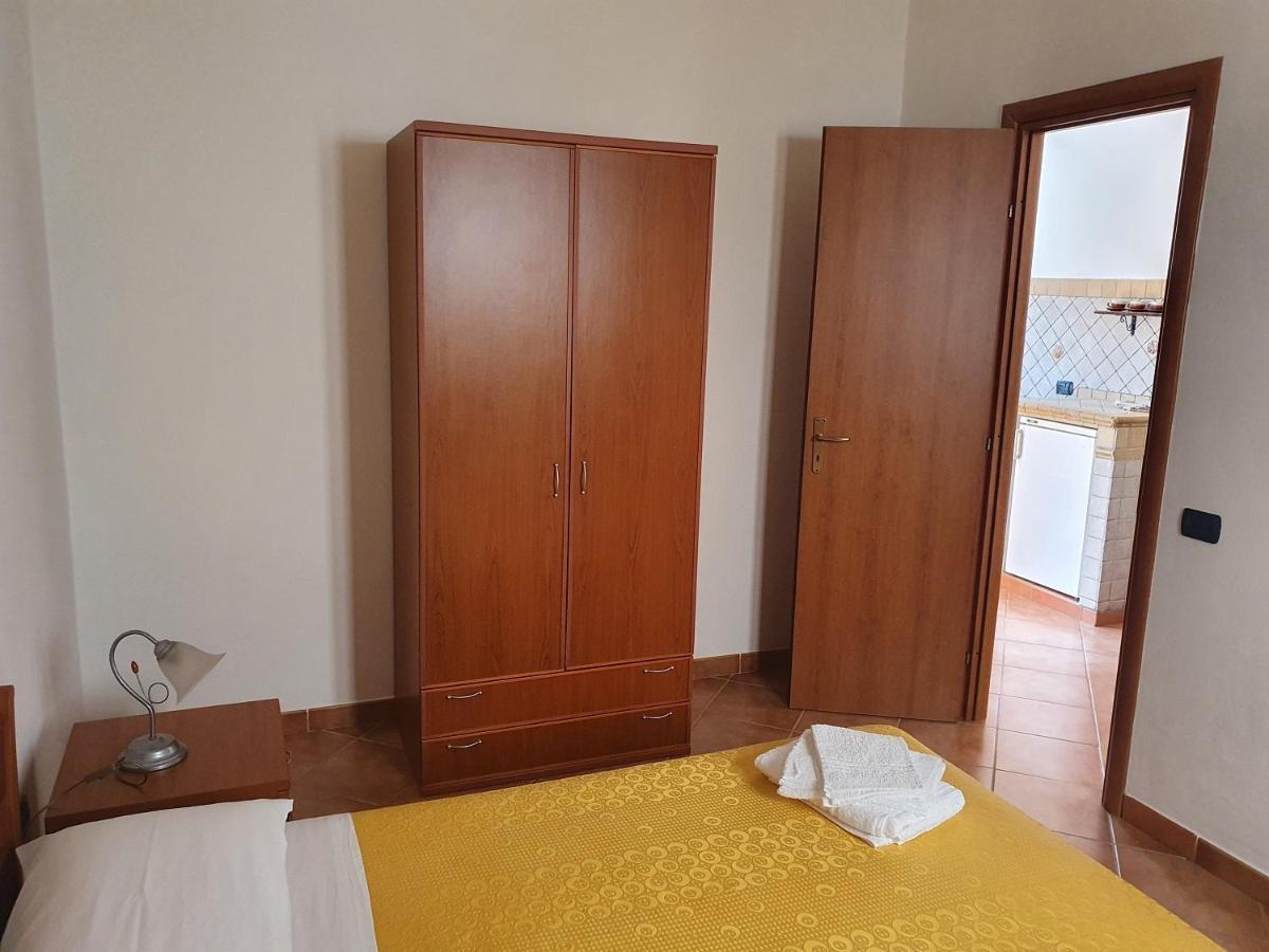 Residence Villa Felice 兰佩杜萨 外观 照片