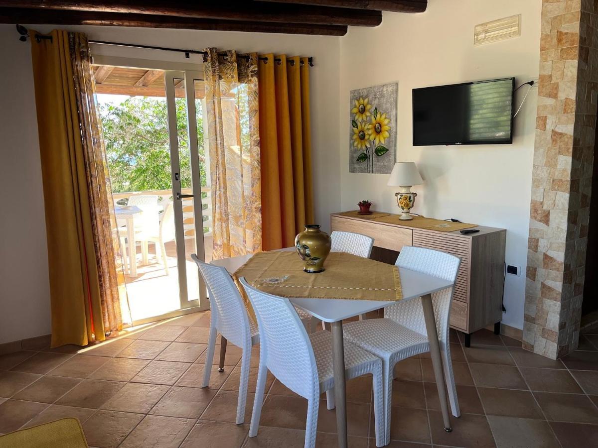 Residence Villa Felice 兰佩杜萨 外观 照片